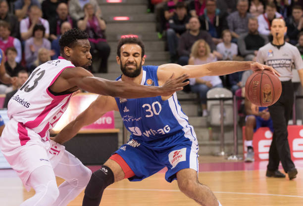 萨卡当前在 萨卡当前在